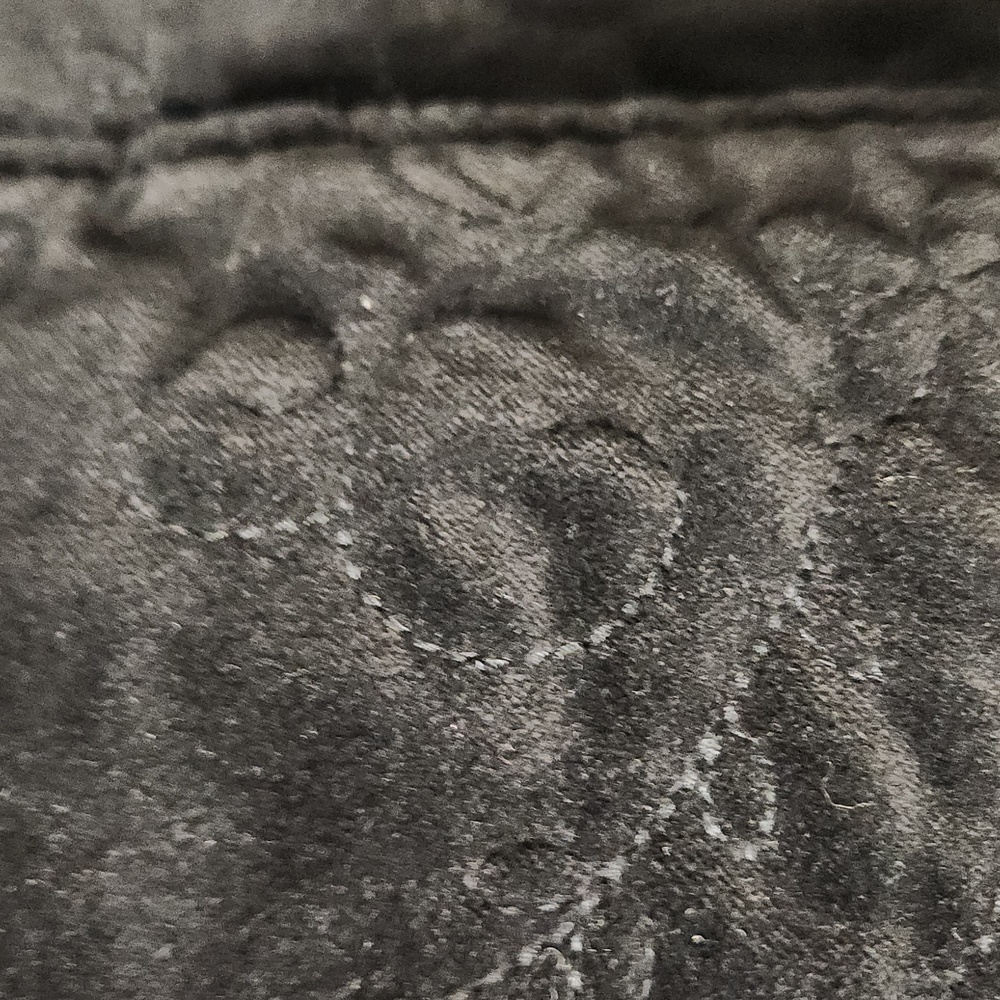 Black velvet quilted  old English Style Winter Jacket. Full Zip Down Whimsigoth - Picture 5 of 13